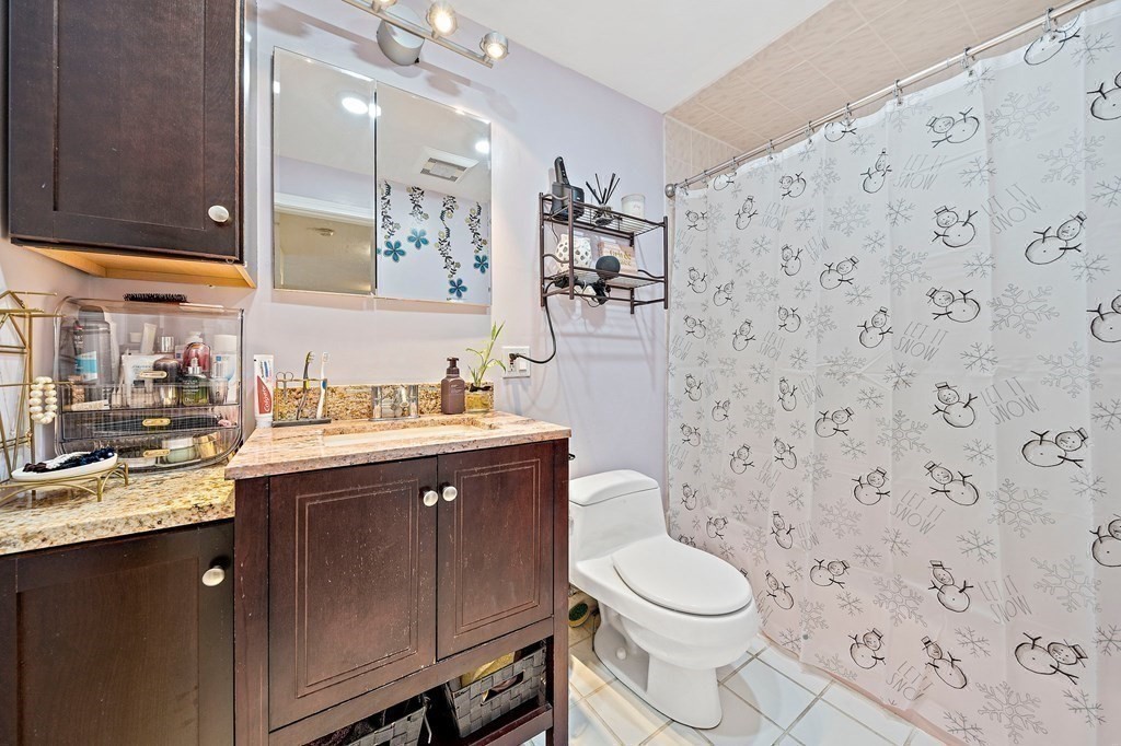 3 Tara Dr # 7