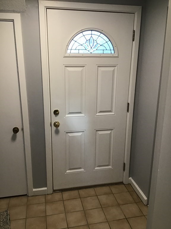 27 Surrey Ln # 27