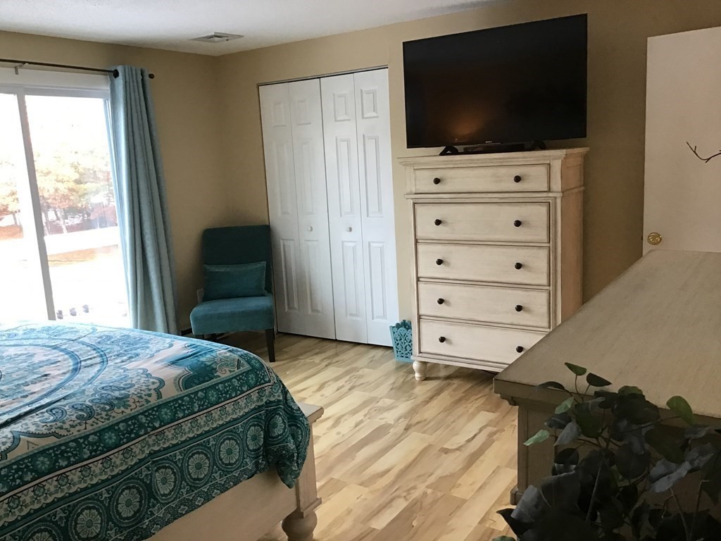 27 Surrey Ln # 27