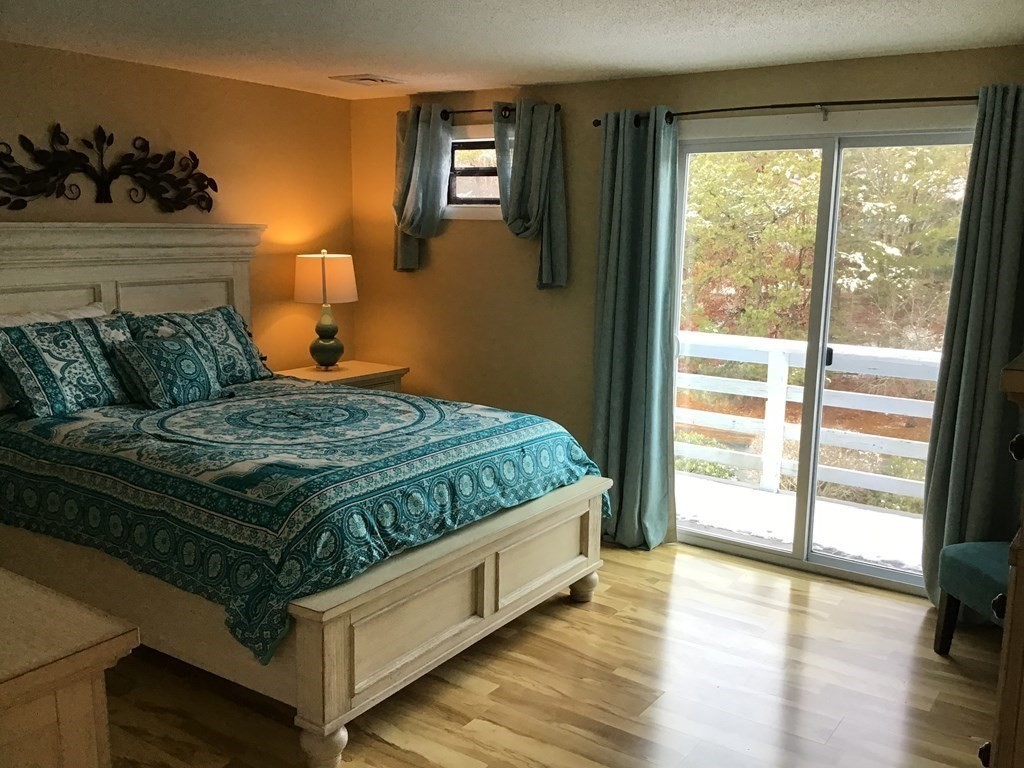 27 Surrey Ln # 27