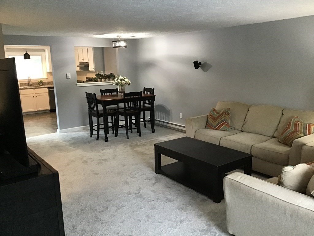 27 Surrey Ln # 27