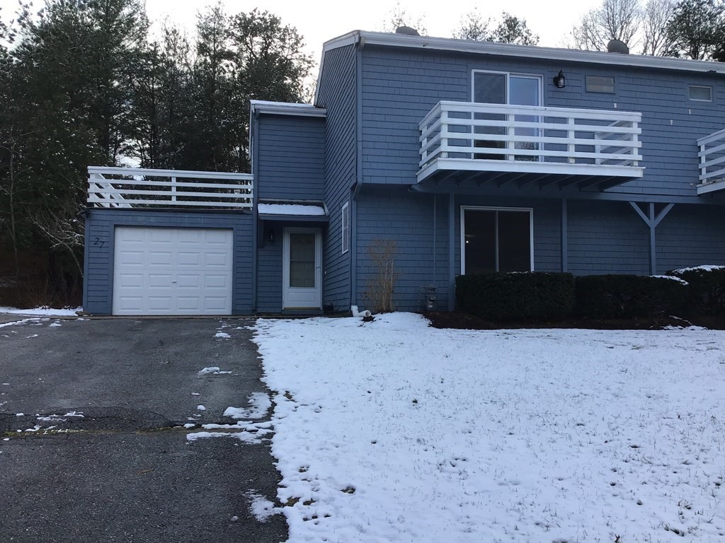 27 Surrey Ln # 27