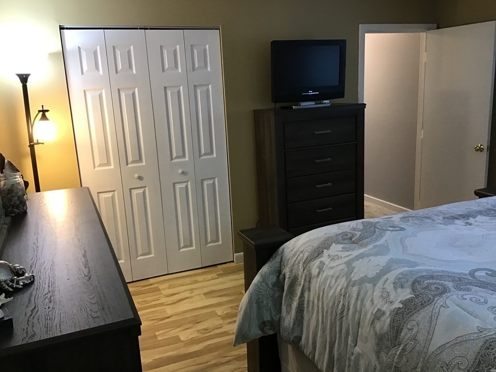 27 Surrey Ln # 27