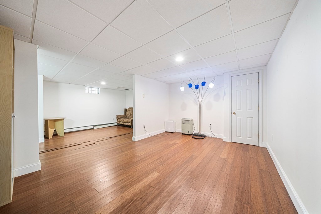 28 Burnside St