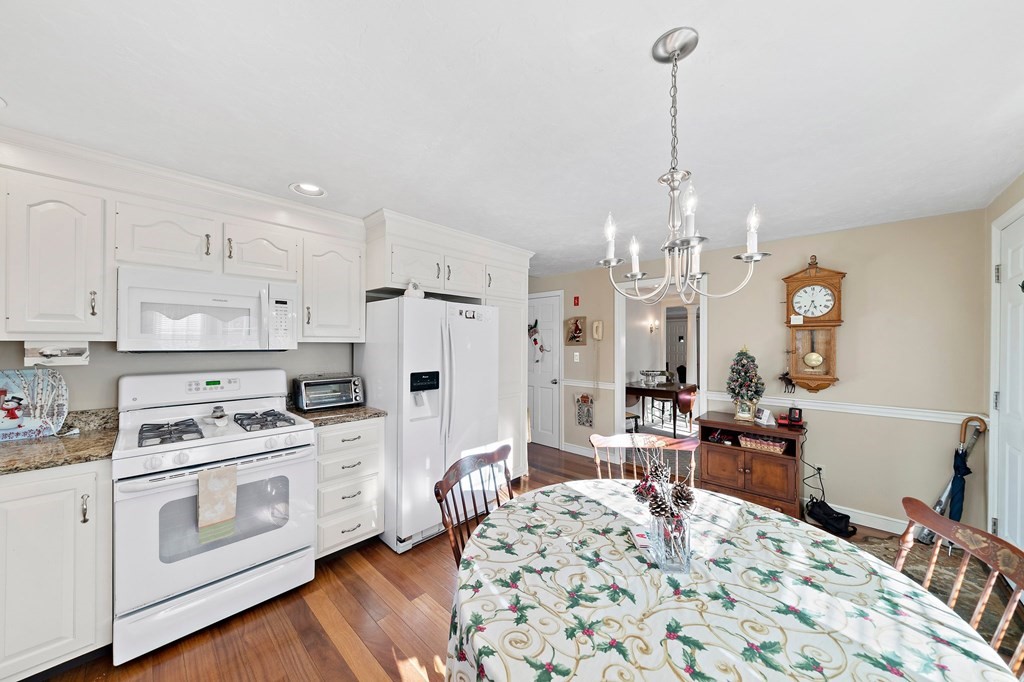 27 Edwards Rd