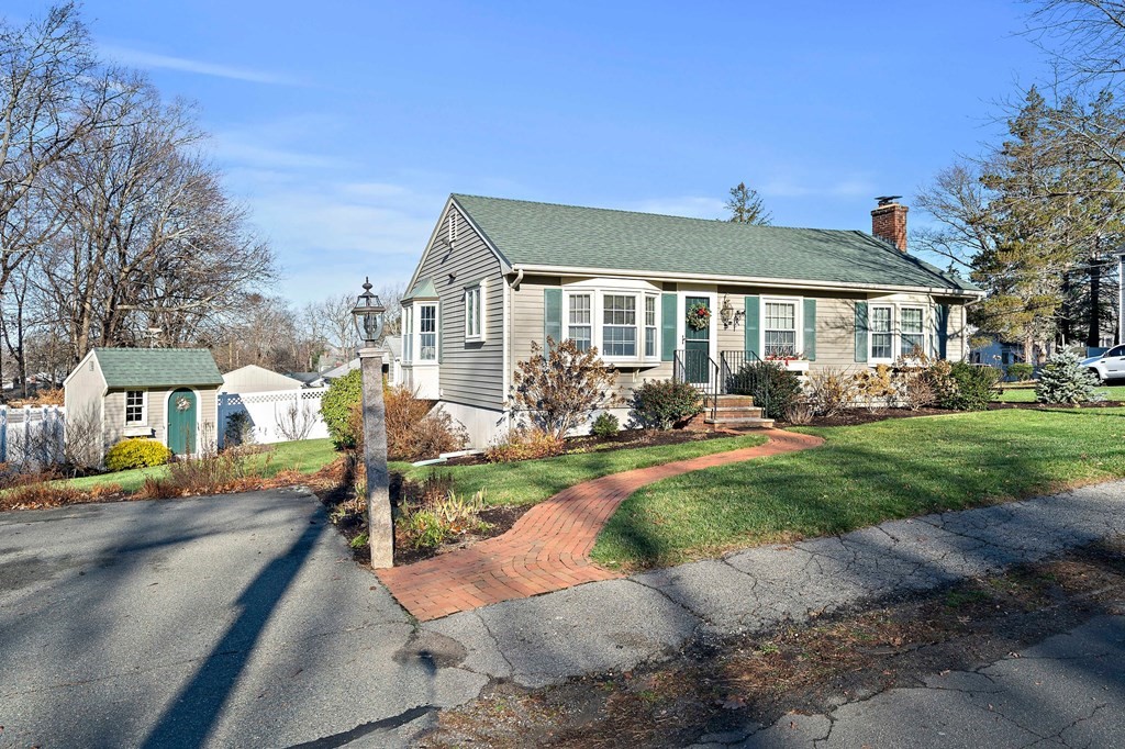 27 Edwards Rd