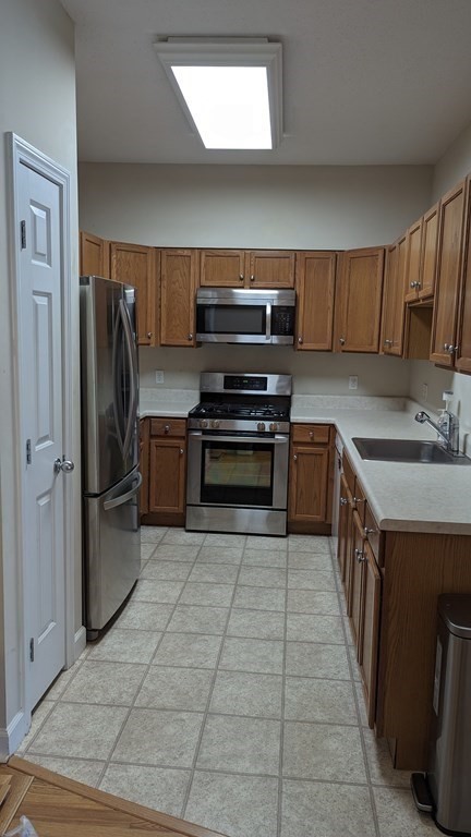 21 Hampshire Rd # 205