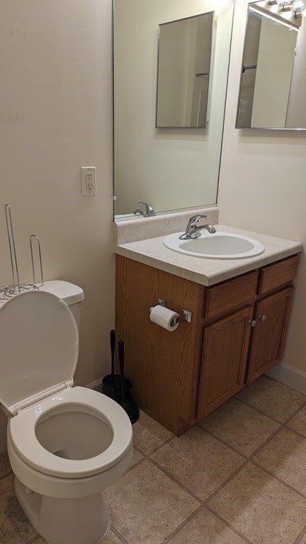 21 Hampshire Rd # 205