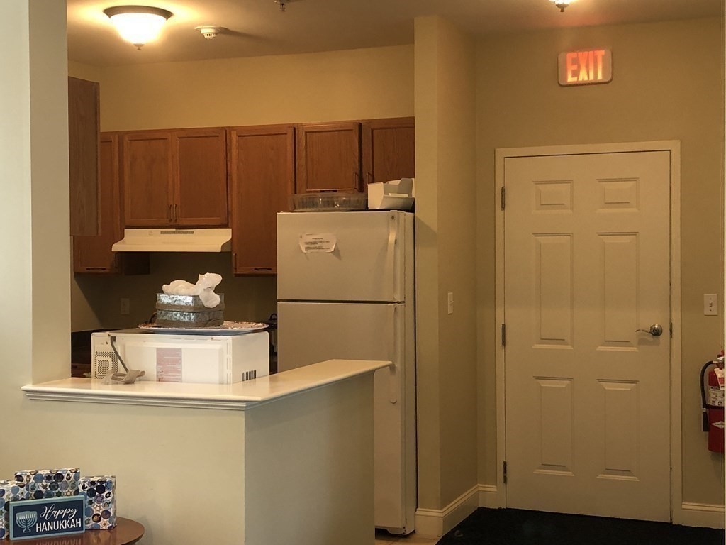 21 Hampshire Rd # 205