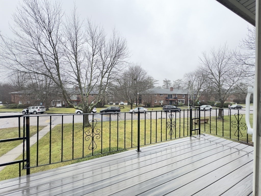 96 Fountain Ln # 7