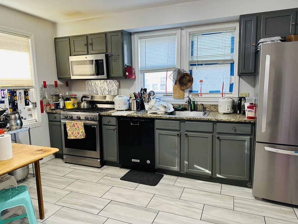 101 Hancock St