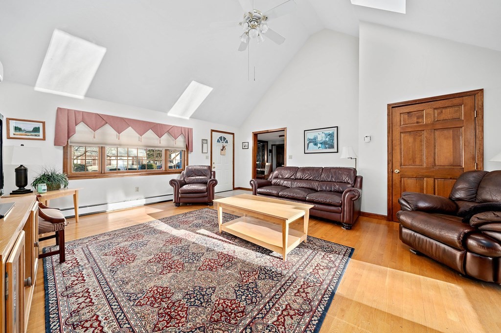 65 Moreland Rd