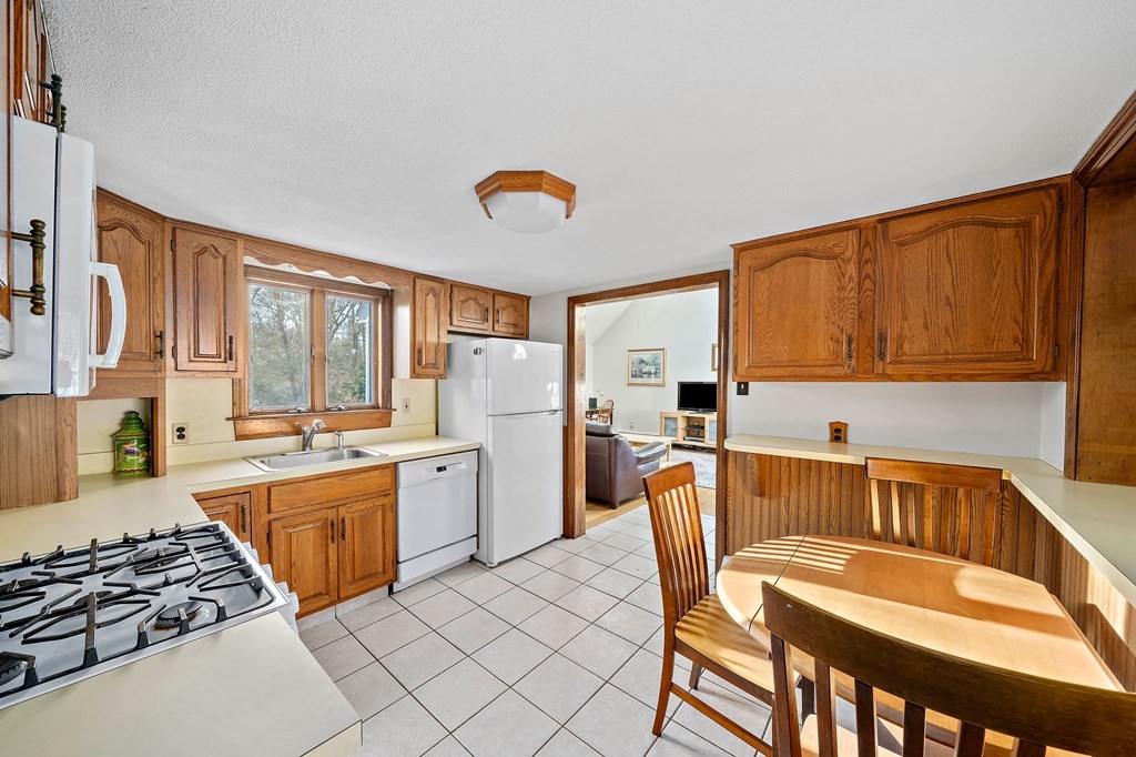 65 Moreland Rd