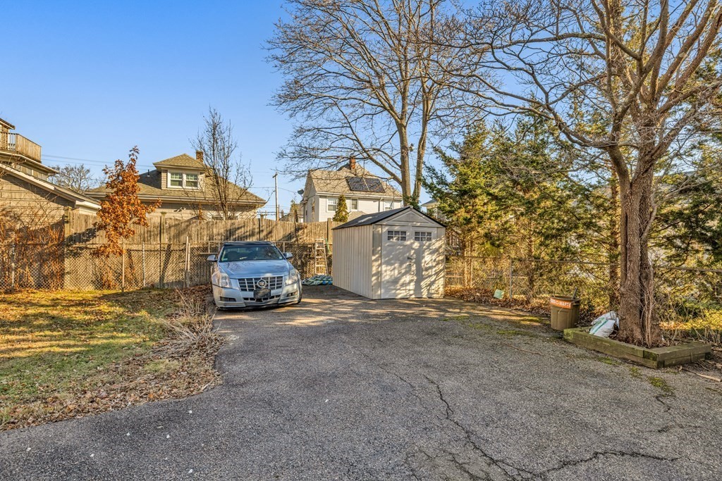 72 Freeman St