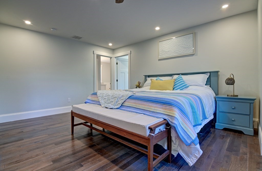 77 Joseph Rd