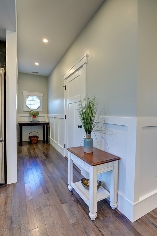 77 Joseph Rd