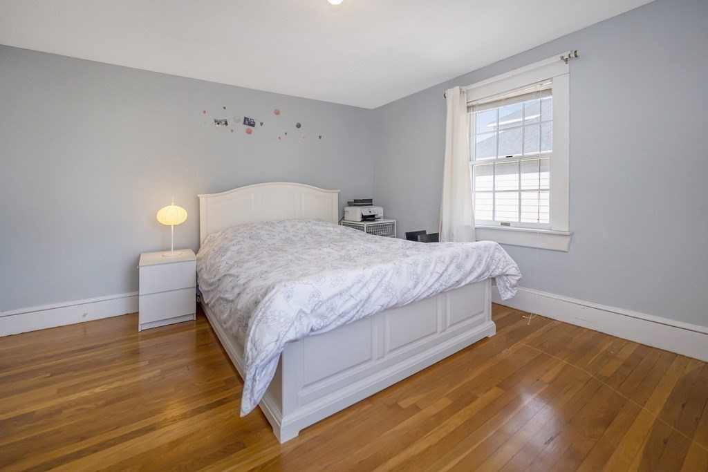 28 Newfield St