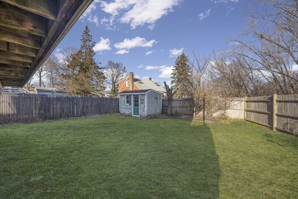 28 Newfield St