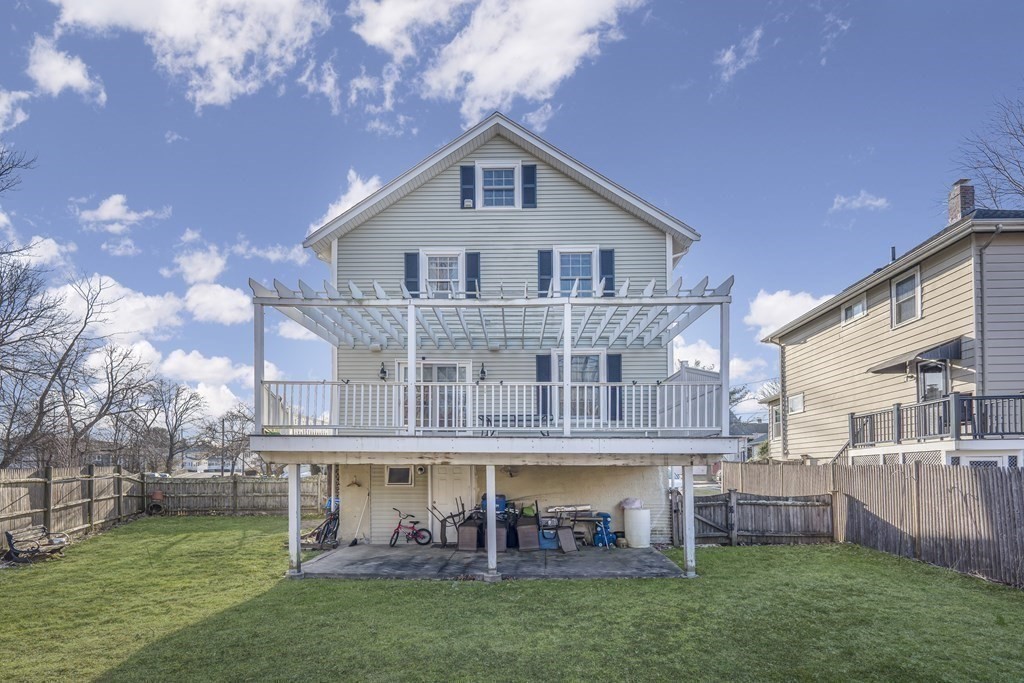 28 Newfield St