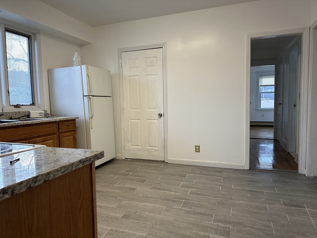 247 N Central Ave # 1