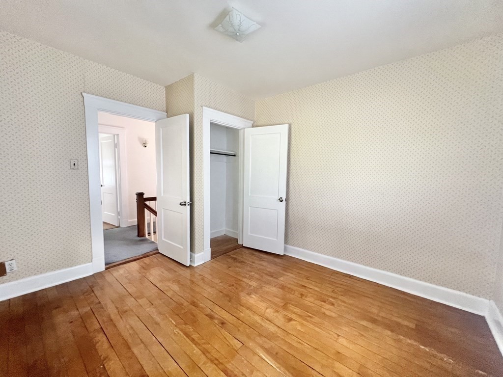 21 Upcrest Rd
