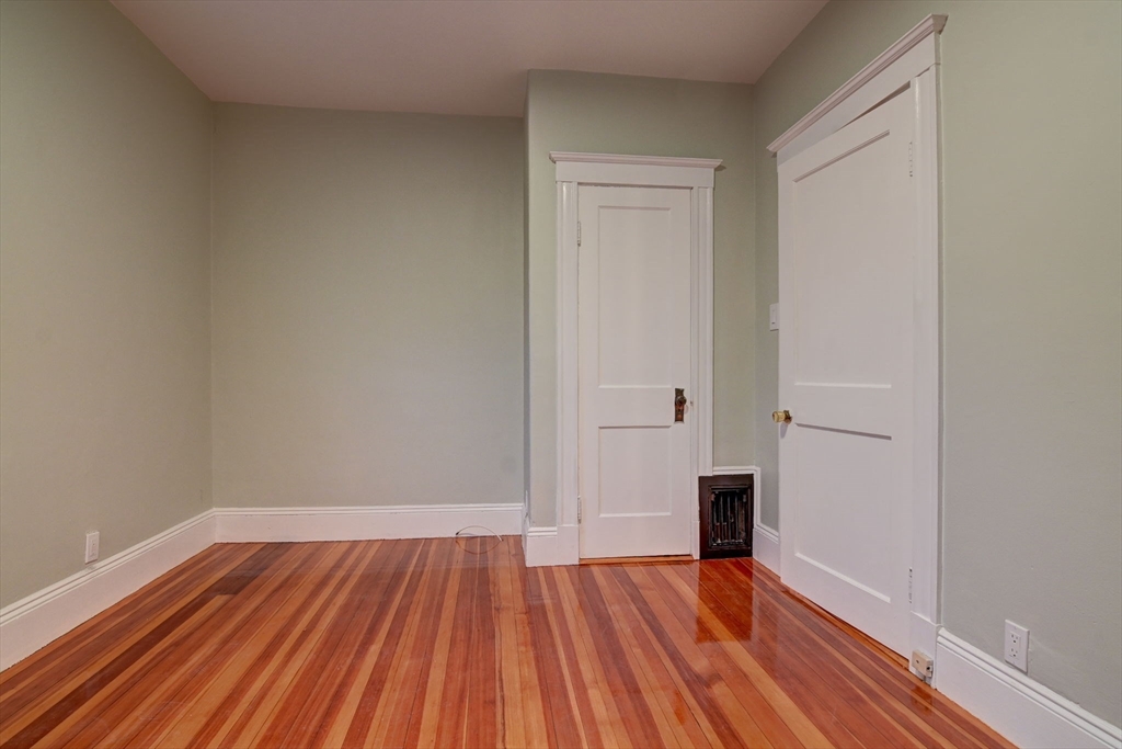 28 Trescott St # 0