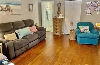 99 Fountain Ln # 8