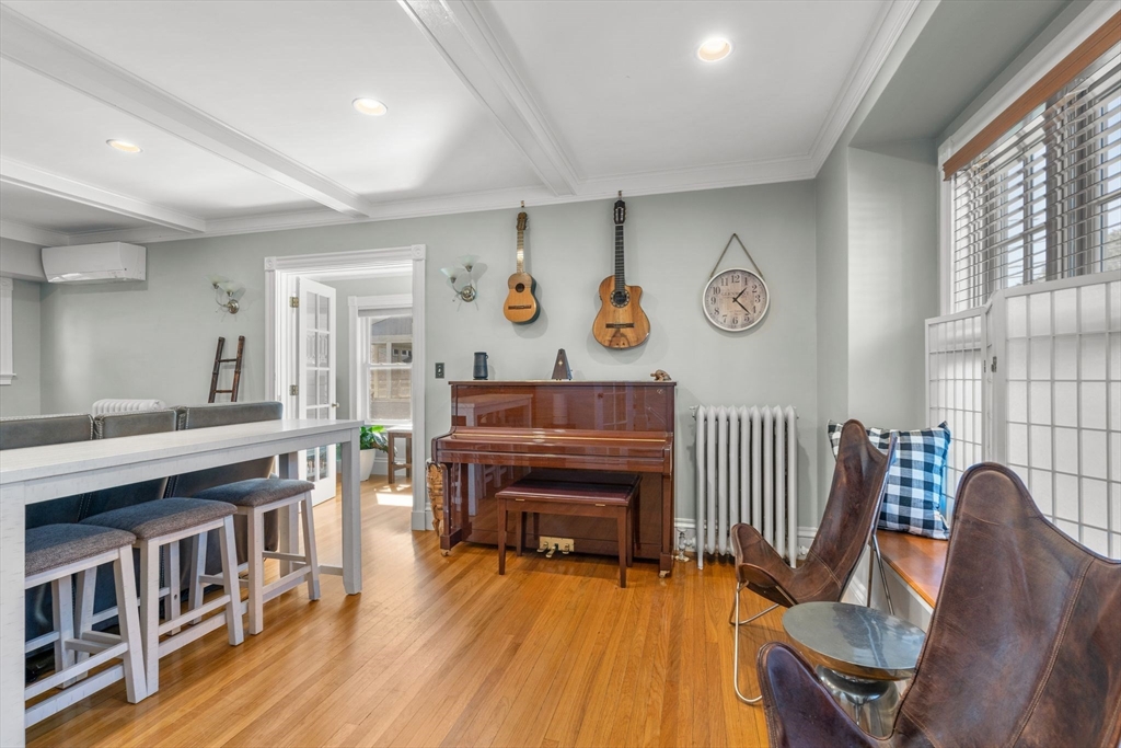 358 Weld St