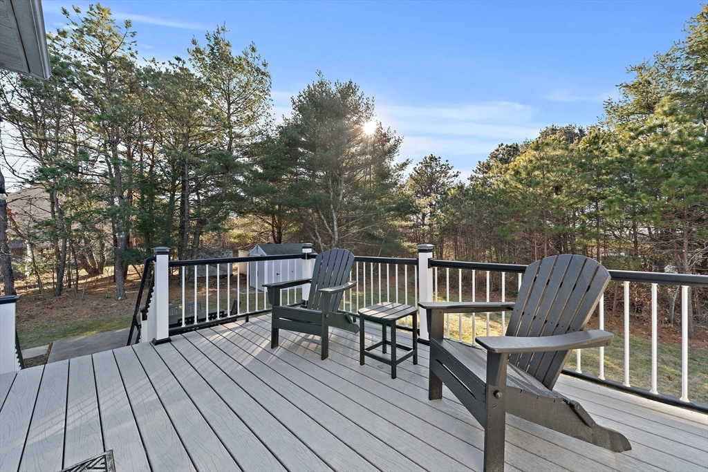 80 Dickson Dr