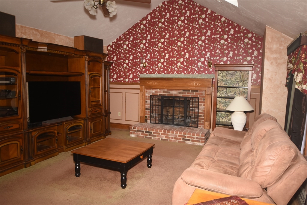 78 Bernard Cir