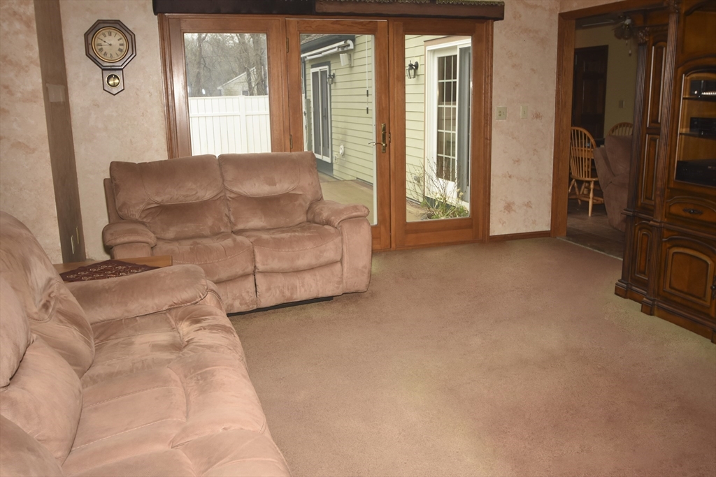 78 Bernard Cir