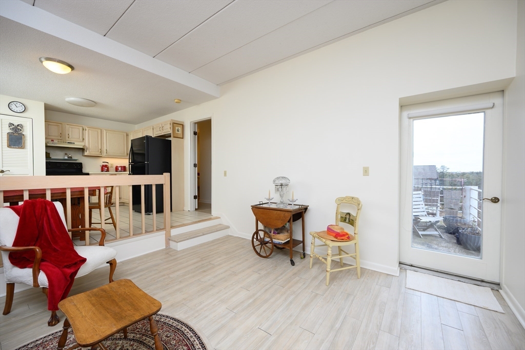 160 Burkhall St # 609