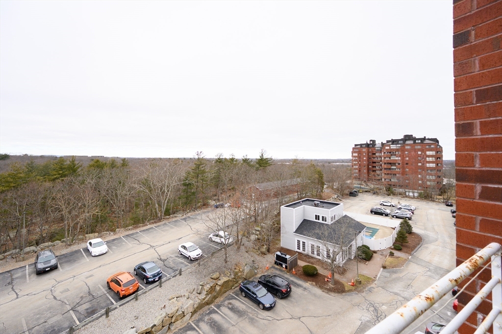160 Burkhall St # 609