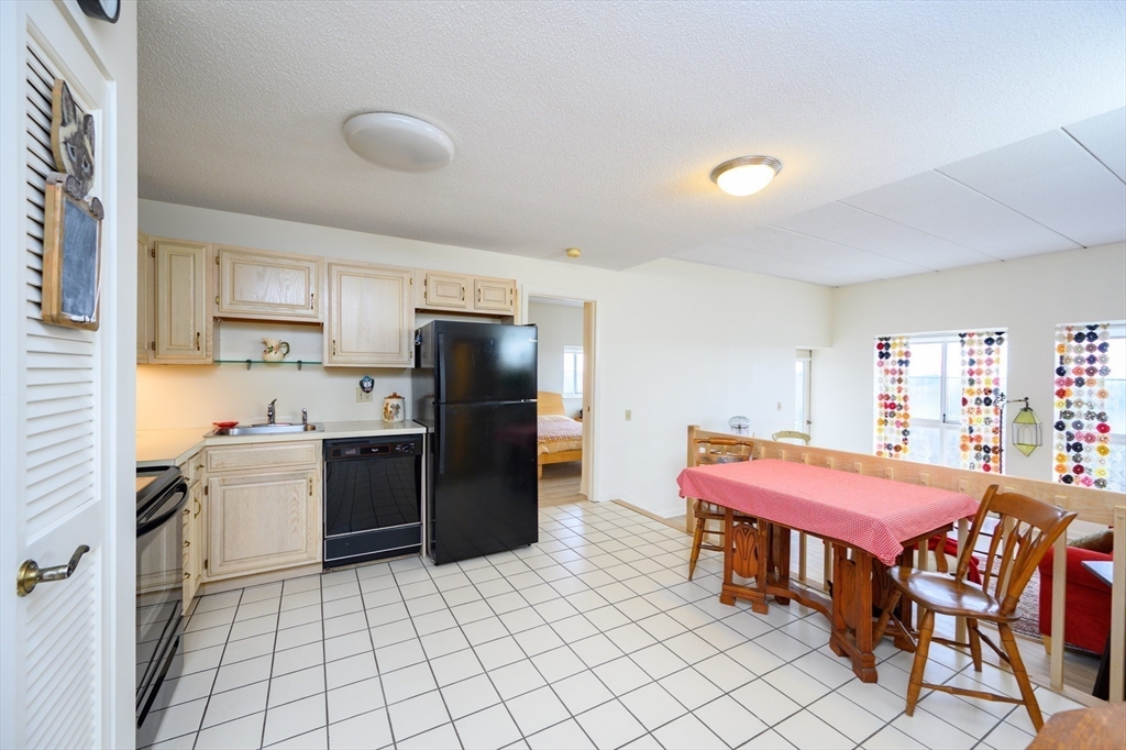 160 Burkhall St # 609
