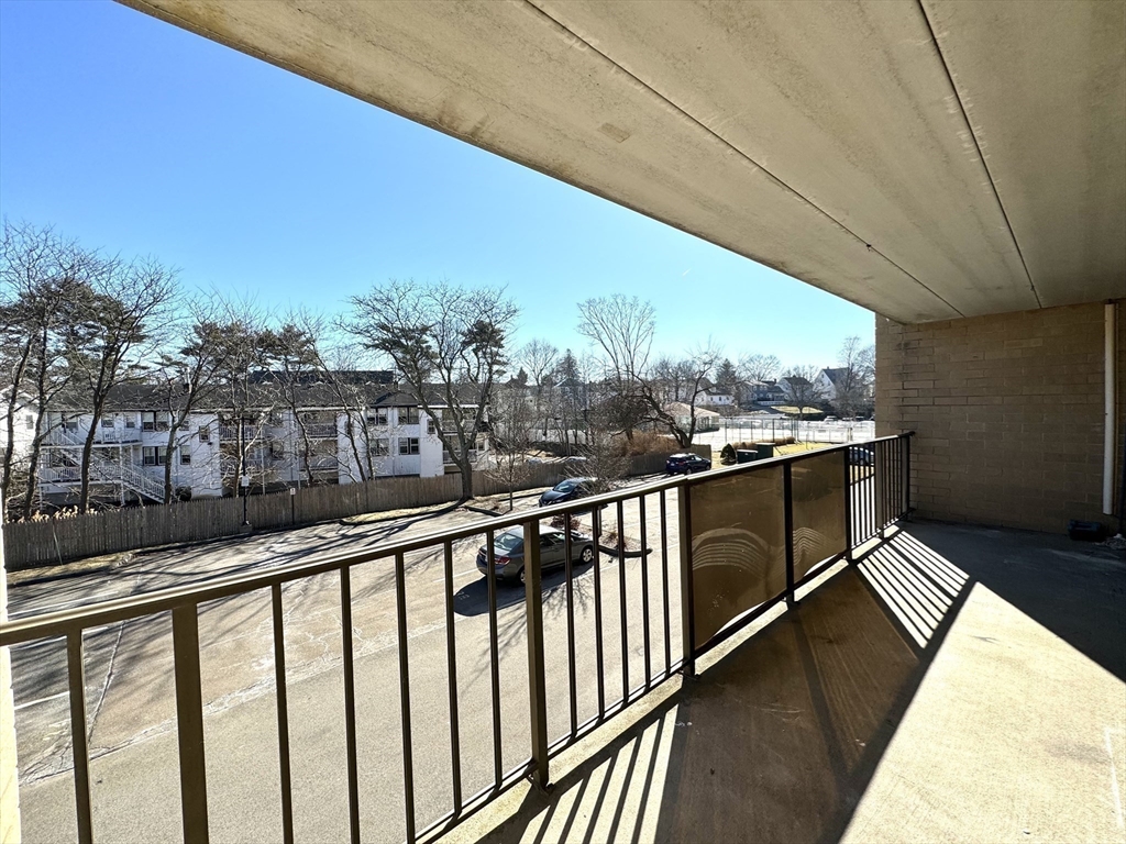 185 Quincy Shore Drive Unit: A23