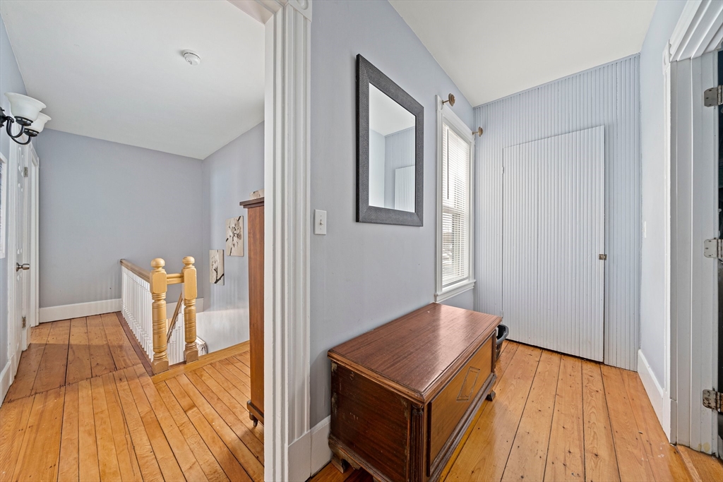 102 Arnold St