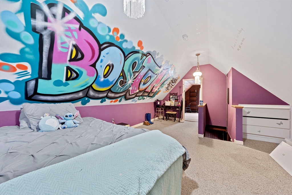 102 Arnold St