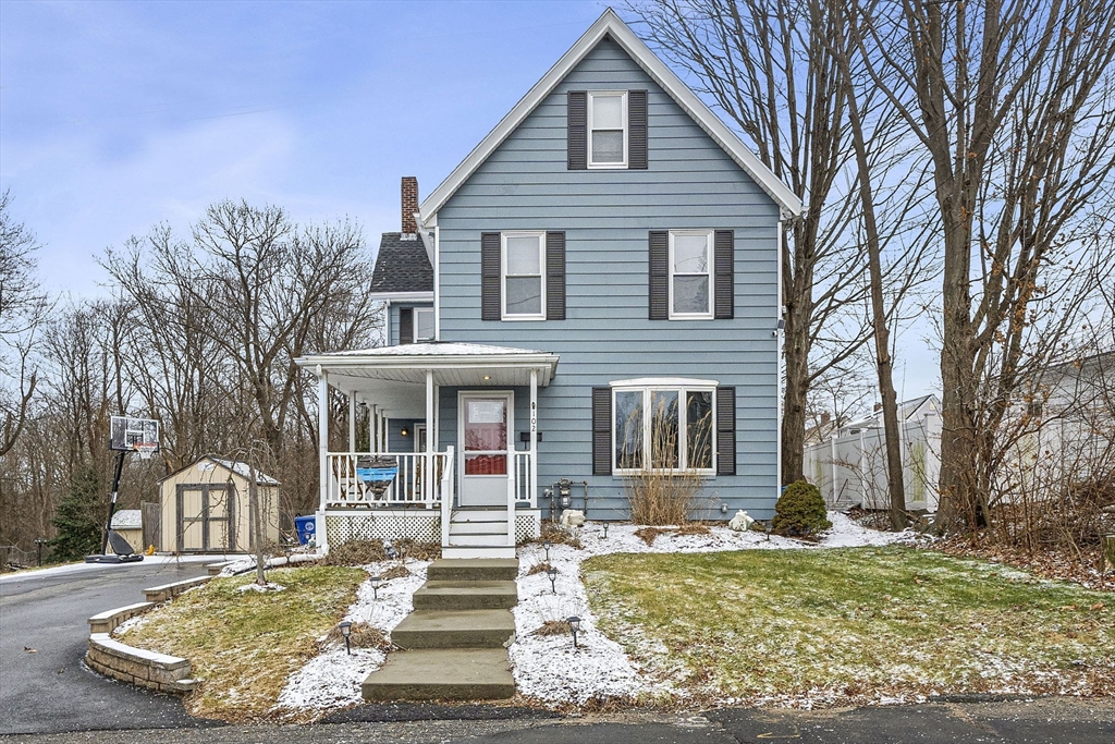 102 Arnold St