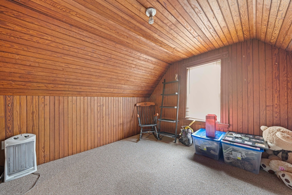 102 Arnold St