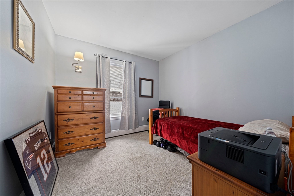 102 Arnold St