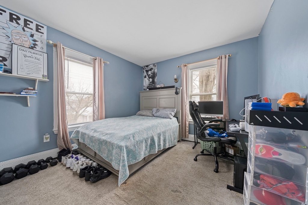 102 Arnold St
