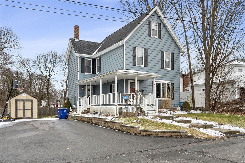102 Arnold St