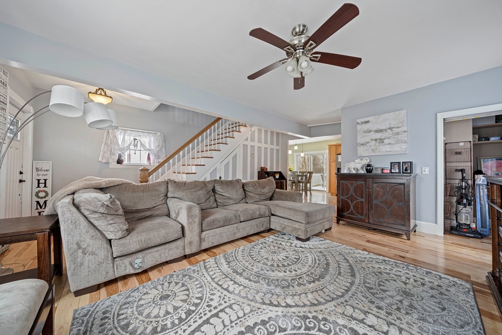 102 Arnold St