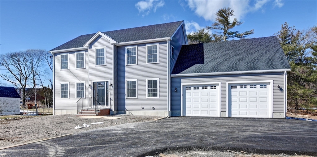 390 Pleasant St
