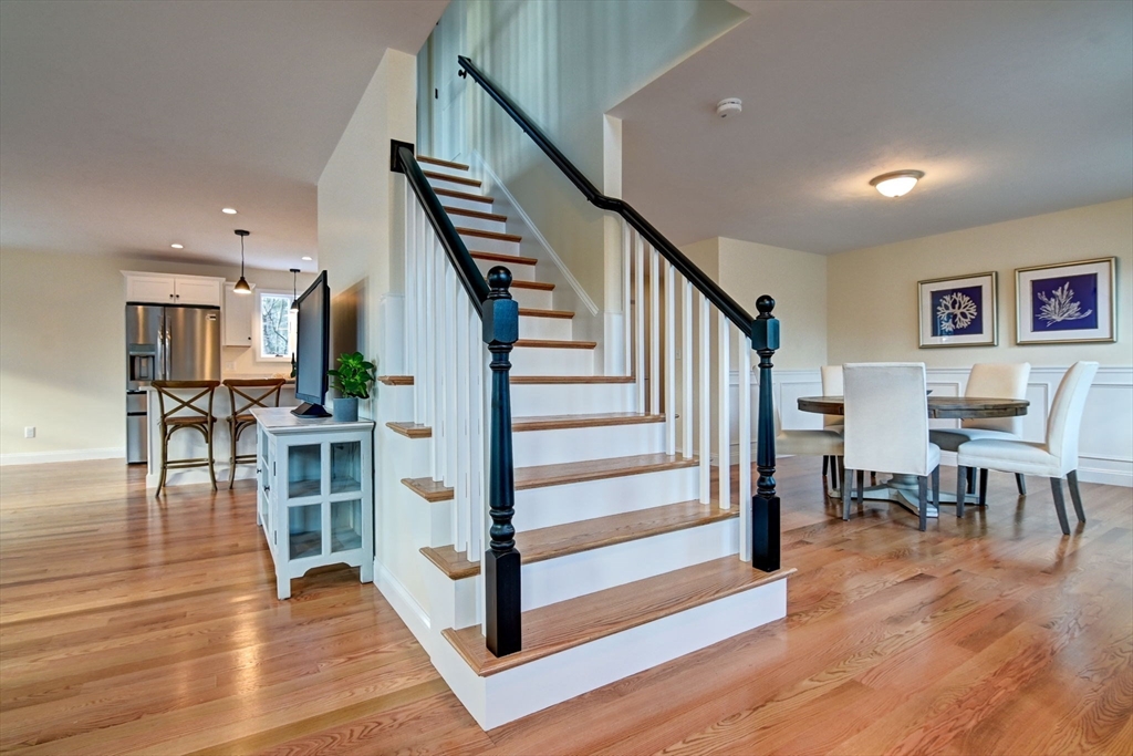 390 Pleasant St