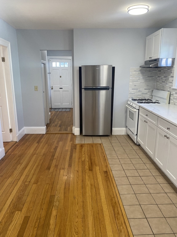 4- 6 Winchester Pl # 4