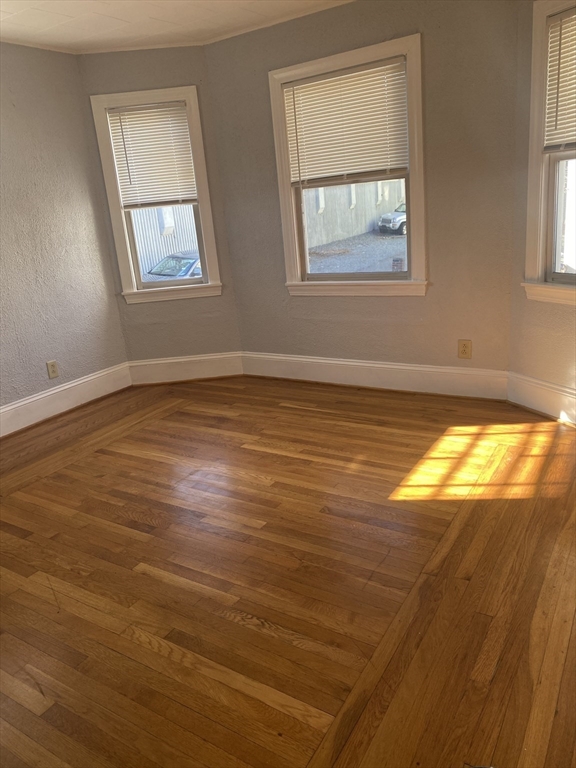 4- 6 Winchester Pl # 4
