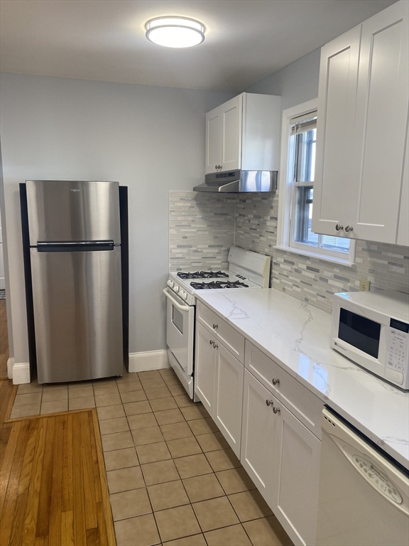 4- 6 Winchester Pl # 4
