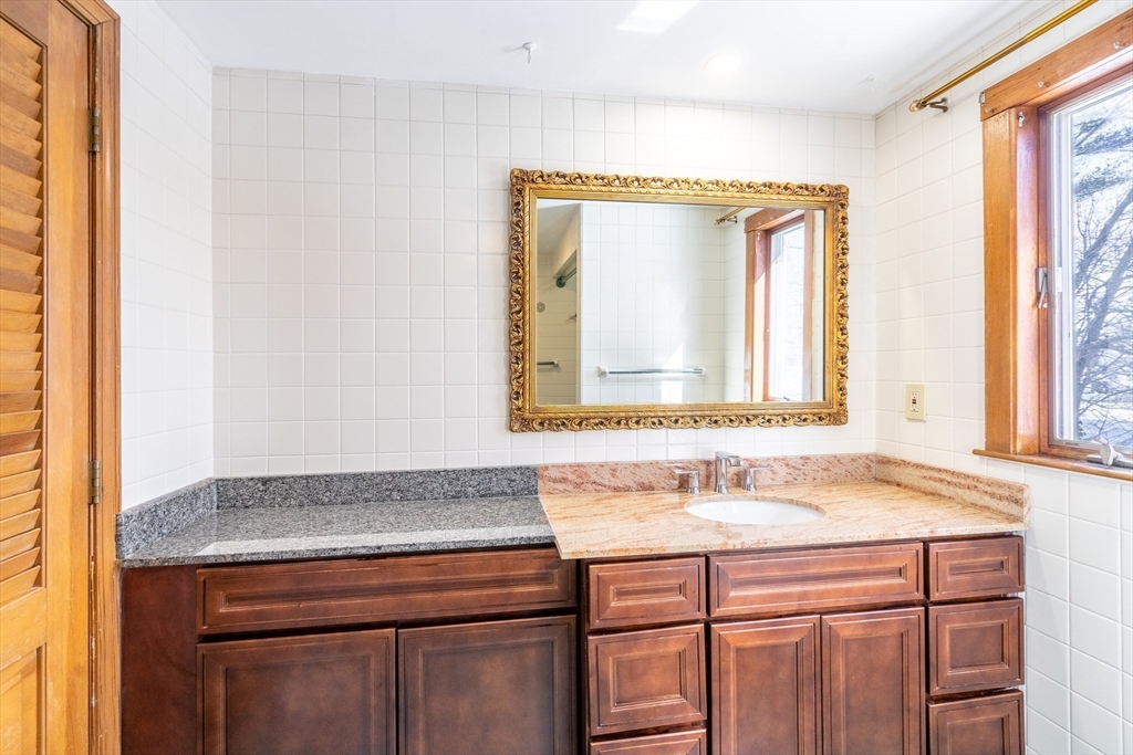 95 Holly Hill Cir