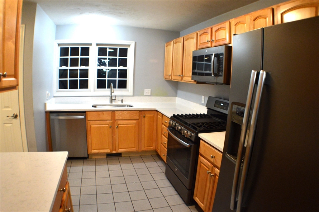 1113 Thayer St # 1113